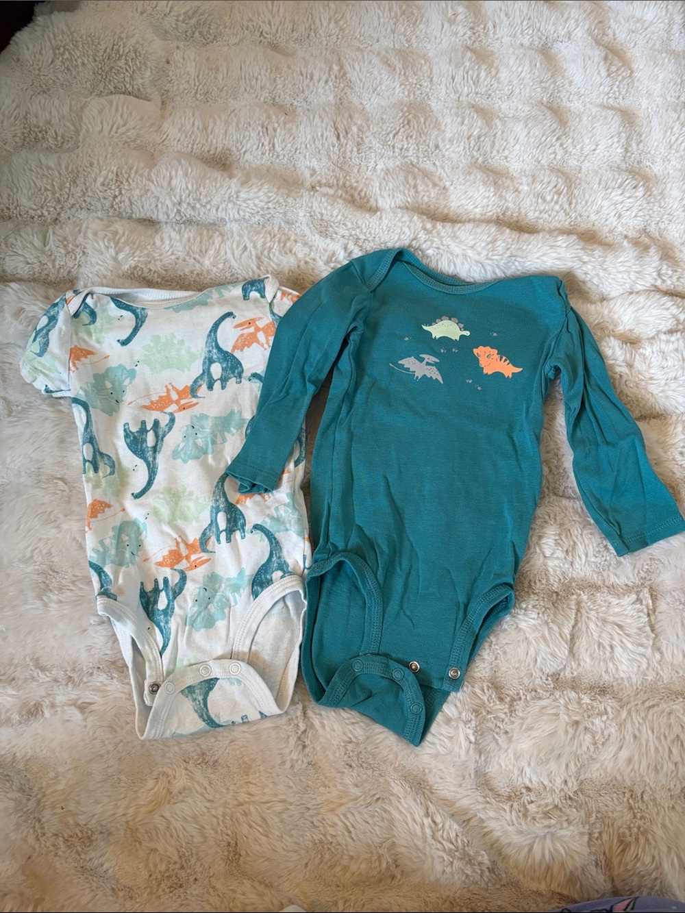 Long-Sleeve Baby One-Piece Bodysuit Set - Teal and White Dinosaur Prints